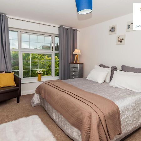 2 Bed Apartment-5 Guests - Business-Relocation-Parking - The Brighton Short Stay & Serviced Apartments ภายนอก รูปภาพ