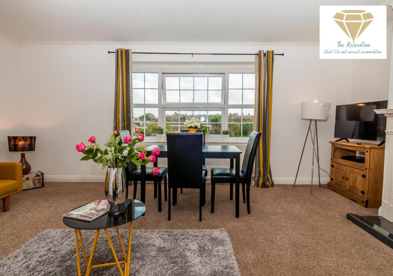 2 Bed Apartment-5 Guests - Business-Relocation-Parking - The Brighton Short Stay & Serviced Apartments ภายนอก รูปภาพ