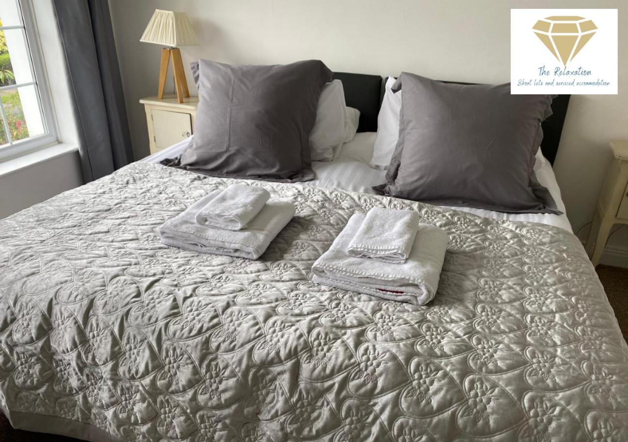 2 Bed Apartment-5 Guests - Business-Relocation-Parking - The Brighton Short Stay & Serviced Apartments ภายนอก รูปภาพ