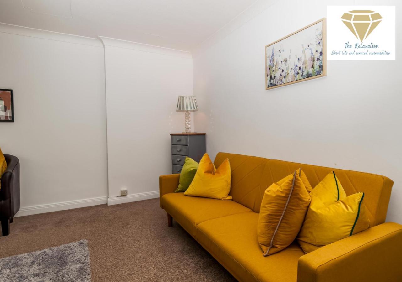 2 Bed Apartment-5 Guests - Business-Relocation-Parking - The Brighton Short Stay & Serviced Apartments ภายนอก รูปภาพ