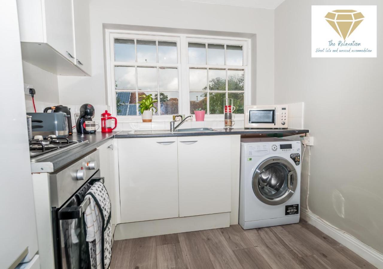 2 Bed Apartment-5 Guests - Business-Relocation-Parking - The Brighton Short Stay & Serviced Apartments ภายนอก รูปภาพ