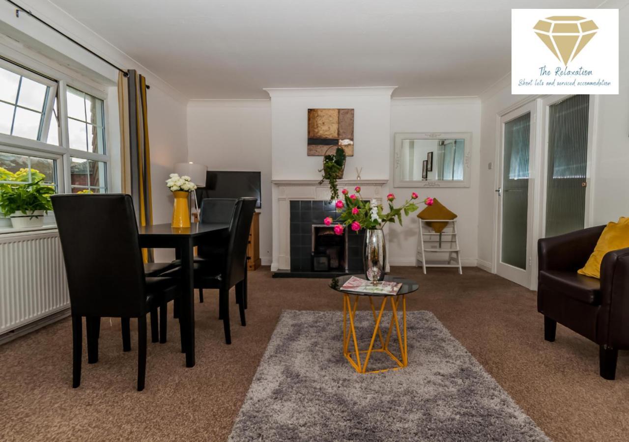 2 Bed Apartment-5 Guests - Business-Relocation-Parking - The Brighton Short Stay & Serviced Apartments ภายนอก รูปภาพ