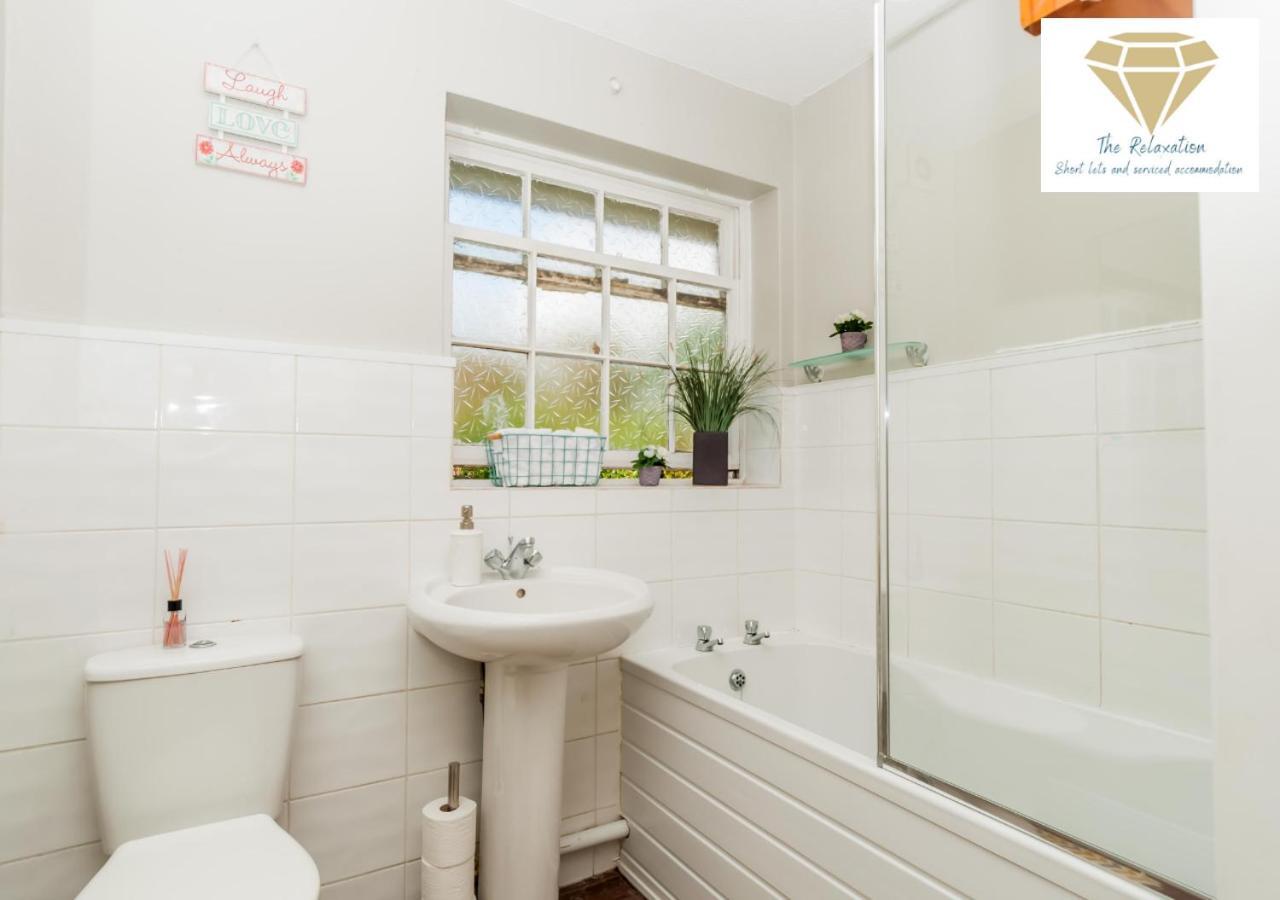 2 Bed Apartment-5 Guests - Business-Relocation-Parking - The Brighton Short Stay & Serviced Apartments ภายนอก รูปภาพ