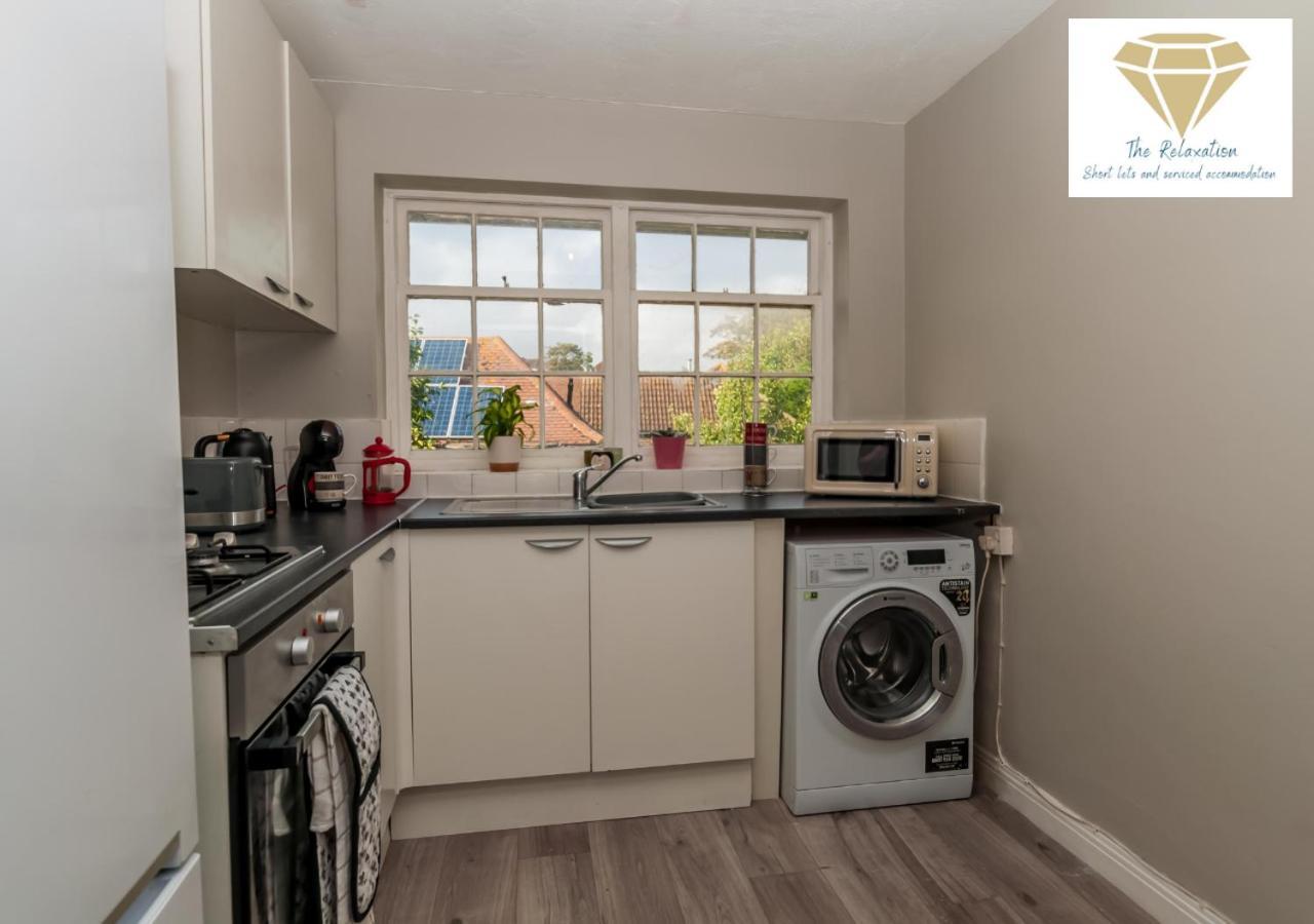 2 Bed Apartment-5 Guests - Business-Relocation-Parking - The Brighton Short Stay & Serviced Apartments ภายนอก รูปภาพ